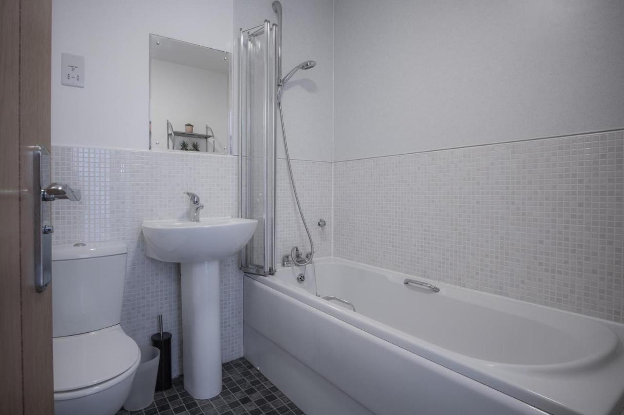 Maritime Quarter - 2 Bedroom Apartment - Sa1 Beach Front Fishermans Way Swansea Eksteriør billede